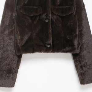 Short chocolate brown faux fur jacket for women with front pockets and round buttons