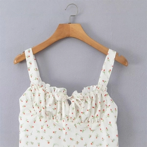 Chic floral camisole dress with spaghetti straps and a decorative bow tie for women