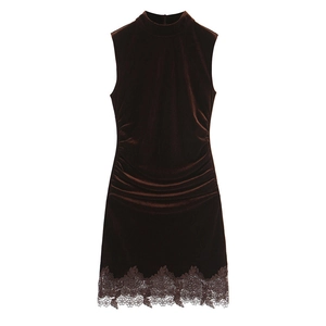 Women Sexy Mock Neck Ruched Velvet Mini Dress Sleeveless Lace Patchwork Hem Autumn Elegant Short Dress Club Party Wear