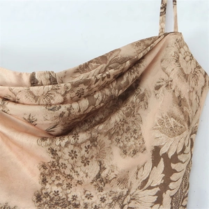 Robe nuisette vintage en satin pour femme avec col bénitier drapé et imprimé floral doré