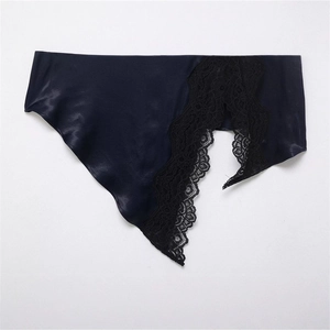 Jupe midi en satin bleu marine avec dentelle noire élégante pour un style vintage chic