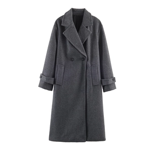 Abrigo largo de lana gris oscuro a la moda con diseño de doble botonadura y cuello de solapa