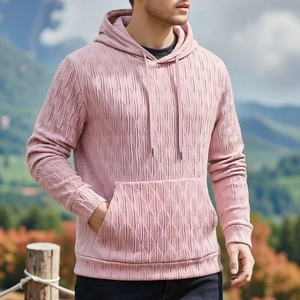 Sweat à capuche homme rose pâle avec texture gaufrée en losanges et poche kangourou