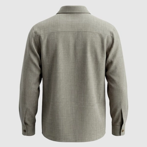 Vista posteriore dettagliata di una camicia da uomo in cotone e lino grigio testurizzato