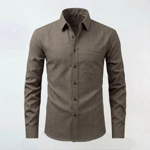 Camicia slim fit marrone da uomo con taschino e finitura del tessuto testurizzato