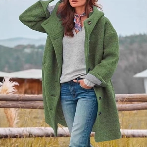 Cappotto lungo in misto lana con cappuccio da donna, colore verde erba, ideale per l'autunno