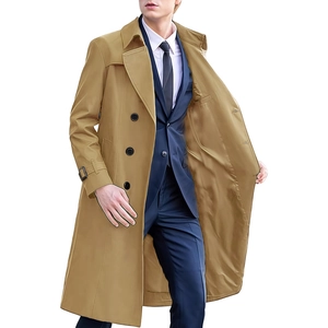 Klassischer khakifarbener Herren-Trenchcoat in langer Form mit Revers und Knöpfen