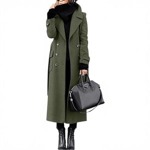 Cappotto lungo doppiopetto in lana verde oliva spesso con vestibilità slim elegante