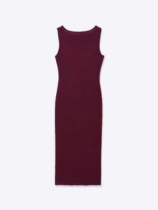 Detail view of the back of a burgundy sleeveless knitted midi dress with ribbed texture