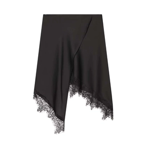 Jupe midi asymétrique en satin noir élégant avec bordure en dentelle florale raffinée