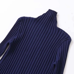 Minimalist navy blue high neck ribbed sweater made of high quality knit fabric