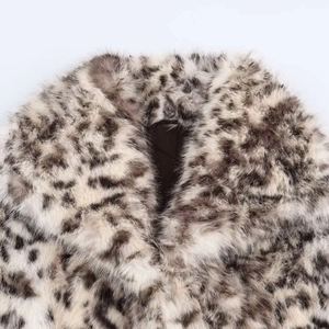 Fashionable animal print faux fur collar detail on a winter leopard pattern coat
