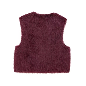 Detailed close-up of soft burgundy faux fur texture on this stylish sleeveless winter vest