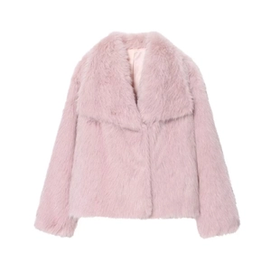 Veste à la mode en fausse fourrure rose clair avec large revers et texture douce