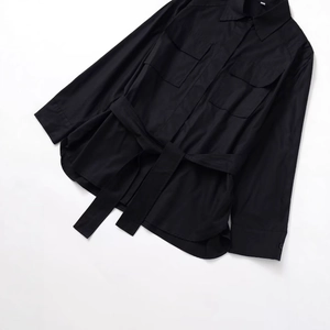Schwarze Damen Langarm-Hemdjacke mit verstellbarem Gürtel und Utility-Taschen