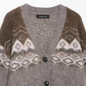 Cardigan da donna con scollo a V, motivo geometrico a rombi e bottoni neri