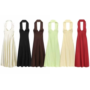 Robe Longue pour Femmes Élégante en Satin Dos Nu Col en V Coupe Slim Sans Manches Couleur Unie Soirée Fête Banquet