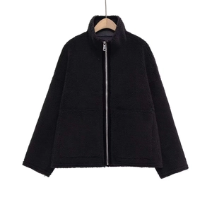 Veste noire en polaire pour femme avec col montant et fermeture éclair en métal argenté