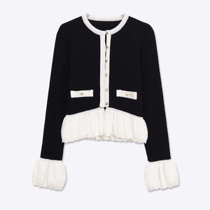 Cardigan en Tricot Contrasté pour Femmes Élégant Bouton Doré Coupe Slim Manches Longues Ourlet à Volants Col Rond