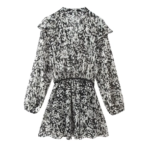 Chic black and white abstract floral mini dress with V-neck, ruffles and slim waist belt