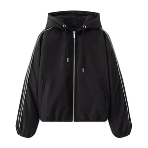 Blouson Bomber à Capuche Décontracté pour Femme Doublure Matelassée Rembourrée Manches à Rayures Contrastées Fermeture Éclair Coupe-Vent Manteau d'Automne