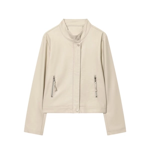 Giacca in ecopelle crema da donna con colletto alla coreana e tasche con doppia zip