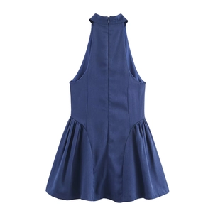 Robe trapèze bleu marine à licou avec jupe plissée et fermeture éclair au dos