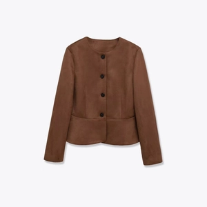 Veste marron en faux daim avec col rond chic et ourlet à basque élégant pour femme