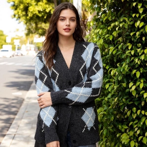 Women Vintage Argyle Knit Cardigan V Neck Button Down Long Sleeve Sweater Casual Loose Outerwear Soft Warm Geometric Top