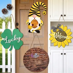 Ensemble d'ornements en buis pour la décoration intérieure et les cadeaux de fête.