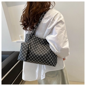Detailed back view of large retro printed tote bag set with detachable matching small pouch