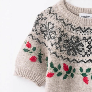 Vintage loose beige knit sweater with geometric jacquard and floral embroidery detailing