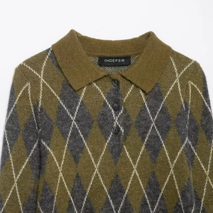 Men's retro argyle knit long sleeve polo sweater with green and charcoal diamond pattern