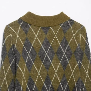 Women's autumn pullover sweater with olive green and grey argyle knit pattern