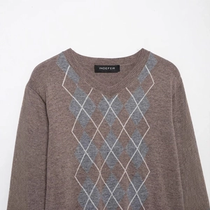 Brown V-neck knit sweater with classic argyle pattern in grey and white colors