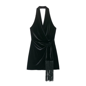 Elegante Mini Abito in Velluto Nero per Donna Scollo all'Americana Profondo Scollo a V Sexy Schiena Scoperta con Frange