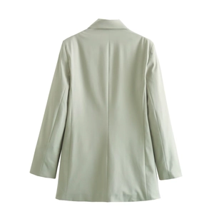 Vue arrière du blazer vert sauge clair pour femme avec coupe droite minimaliste