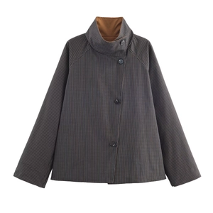 Minimalist short striped jacket for women with high collar and reversible design