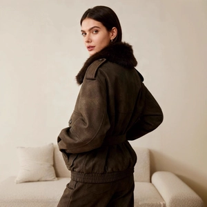 Retro dark brown suede effect jacket with detachable faux fur collar and epaulettes