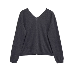 Pull en maille gris foncé à col en V minimaliste avec poignets et ourlet côtelés