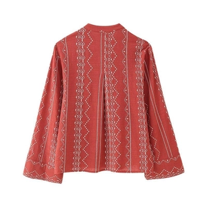 Blouse femme à manches longues brodée, col en V et motifs géométriques bohèmes