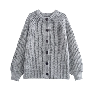 Graue Strickjacke mit Rundhalsausschnitt, Texturknöpfen und Rippbündchen in Flachbildansicht