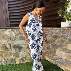 Women Bohemian Floral Print V-Neck Sleeveless Top And Full Length Pants Two-Piece Vacation Outfit Casual Summer Clothing