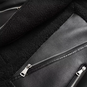 Veste aviateur noire en similicuir pour femme avec doublure en peau de mouton et zips