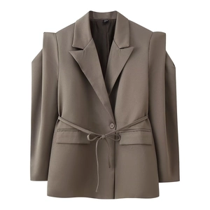 Blazer strutturato grigio kaki da donna con cintura in vita e spalle imbottite