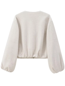 Rückansicht der hellgrauen Cropped Bomberjacke mit Puffärmeln und elastischem Saumdetail