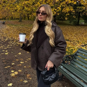 Women's Faux Shearling Fur Jacket Large Lapel Loose Suede Leather Coat Warm Fleece Lined Single Breasted Winter Outwear