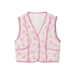 Floral quilted vest for women with V-neck, pink flower print, and two-button closure