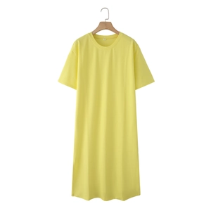 Kurzärmeliges Maxi-T-Shirt-Kleid in Zitronengelb mit Seitenschlitzen und Rundhalsausschnitt