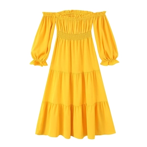 Robe jaune à épaules dénudées style français avec manches bouffantes et taille élastique
